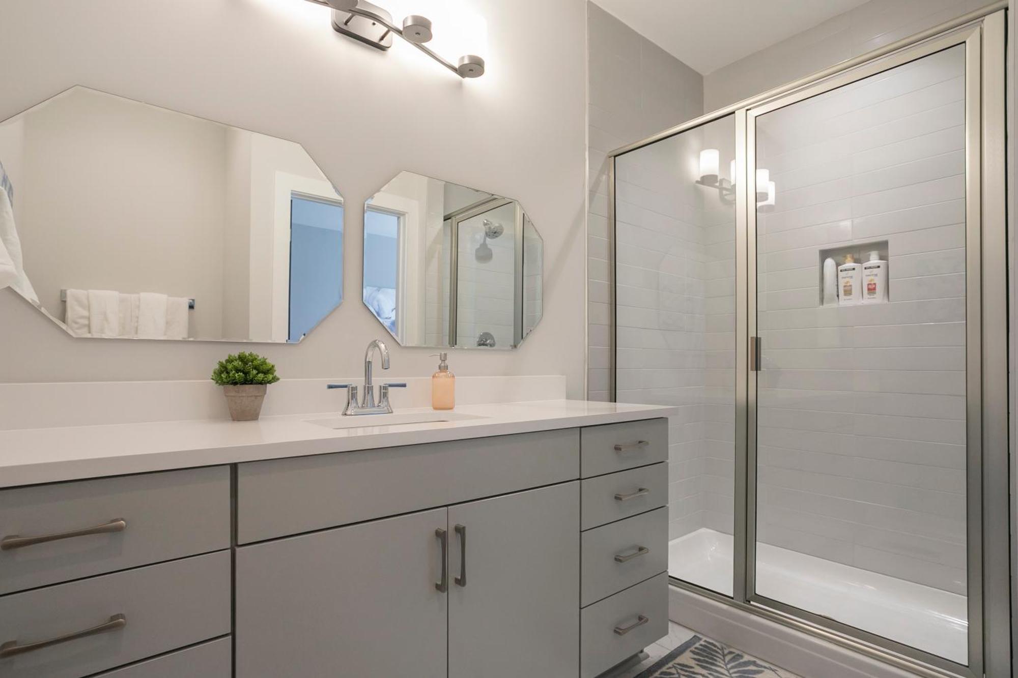 Luxury Townhome Skyline Views Mins To Dt Nashville Exteriör bild