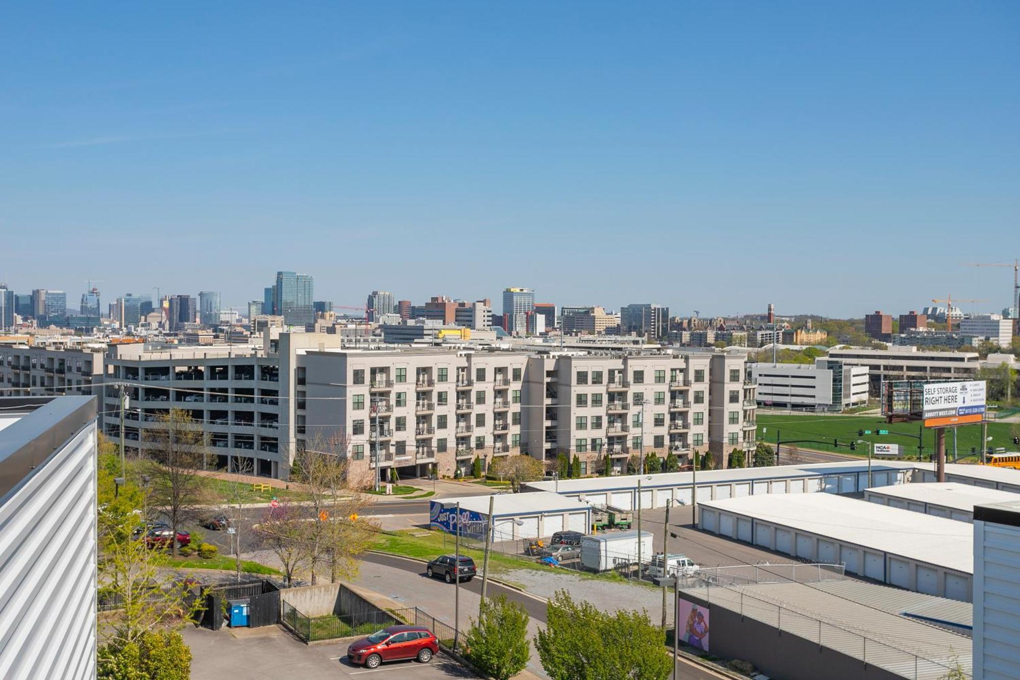 Luxury Townhome Skyline Views Mins To Dt Nashville Exteriör bild