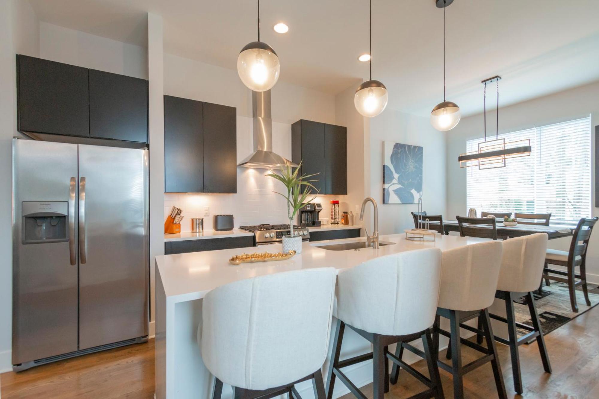 Luxury Townhome Skyline Views Mins To Dt Nashville Exteriör bild