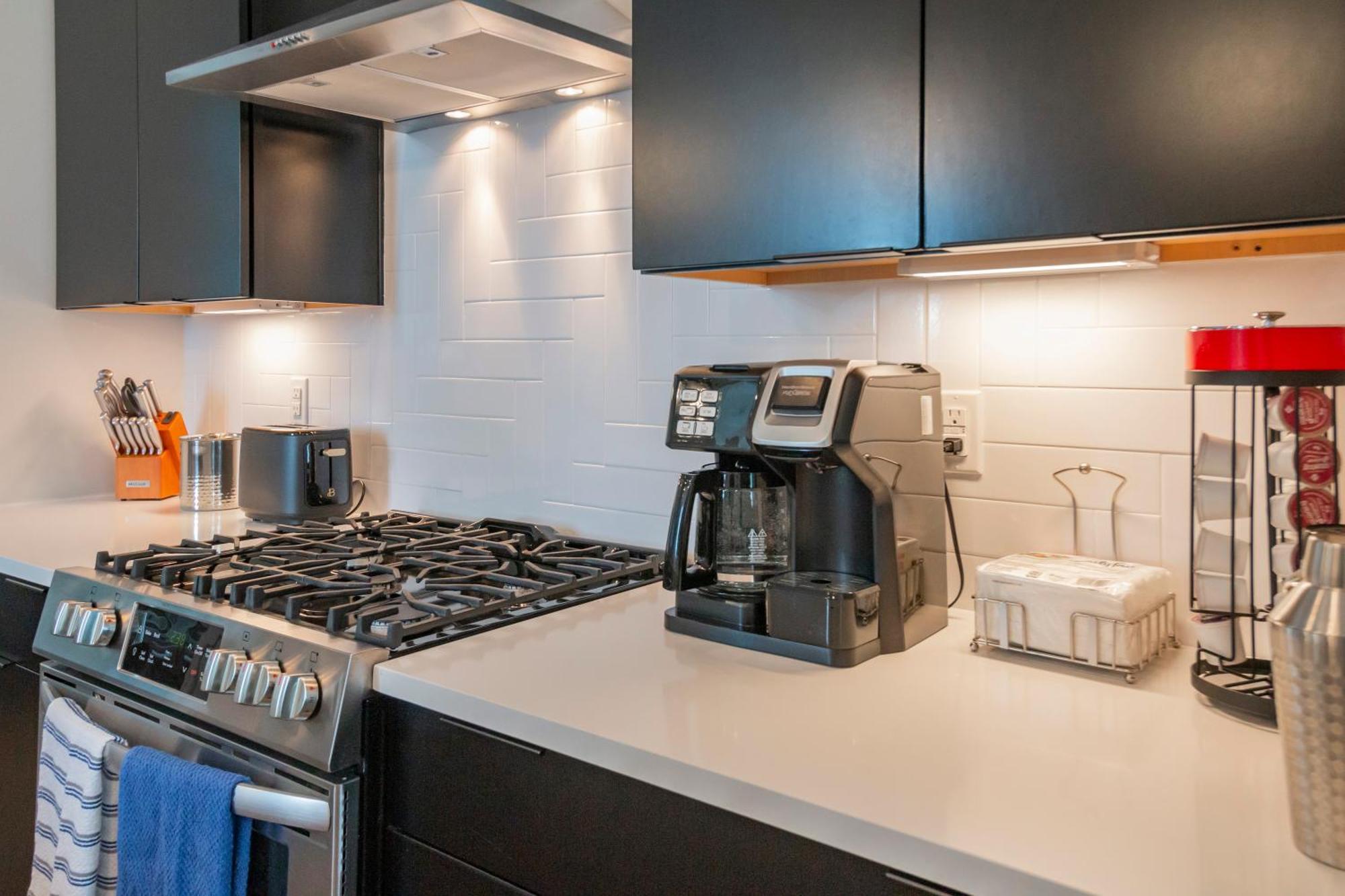 Luxury Townhome Skyline Views Mins To Dt Nashville Exteriör bild