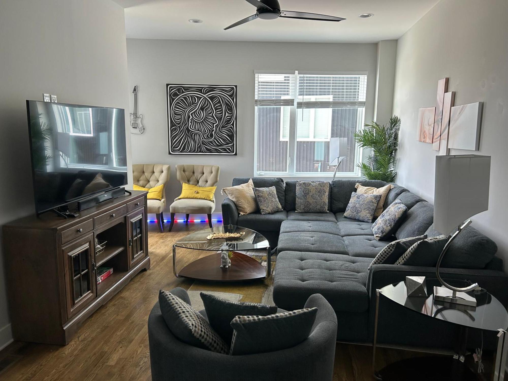 Luxury Townhome Skyline Views Mins To Dt Nashville Exteriör bild